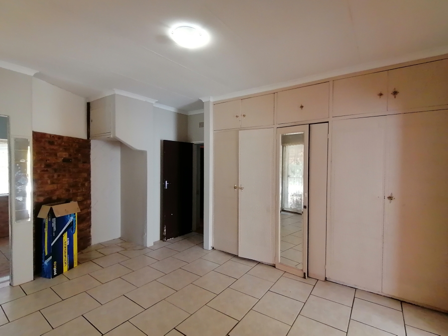 4 Bedroom Property for Sale in Stilfontein Ext 4 North West